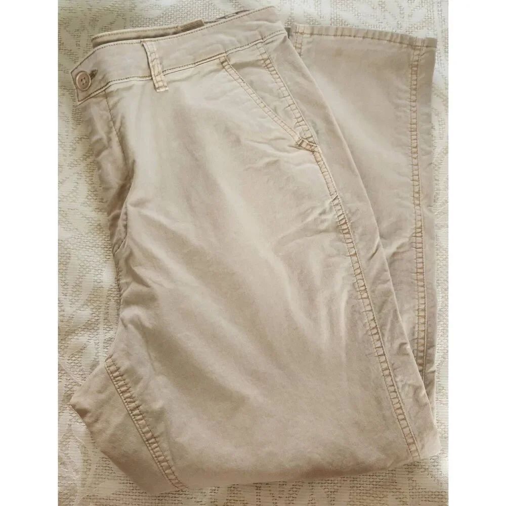 W8 Old Navy plus sz khakis with brown stitching